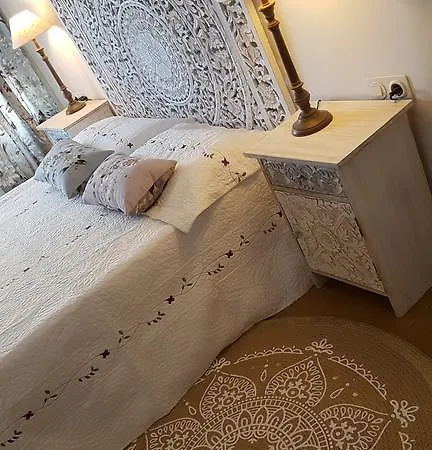 شقة Lydia's With Castle View توسا ذي مار