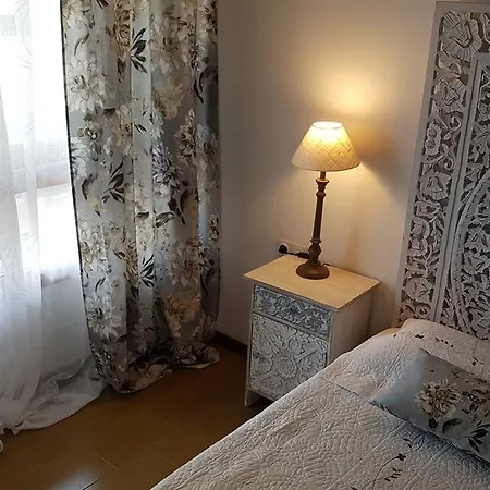 شقة Lydia's With Castle View توسا ذي مار