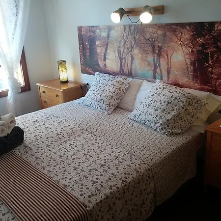 Lydia's With Castle View * Tossa de Mar